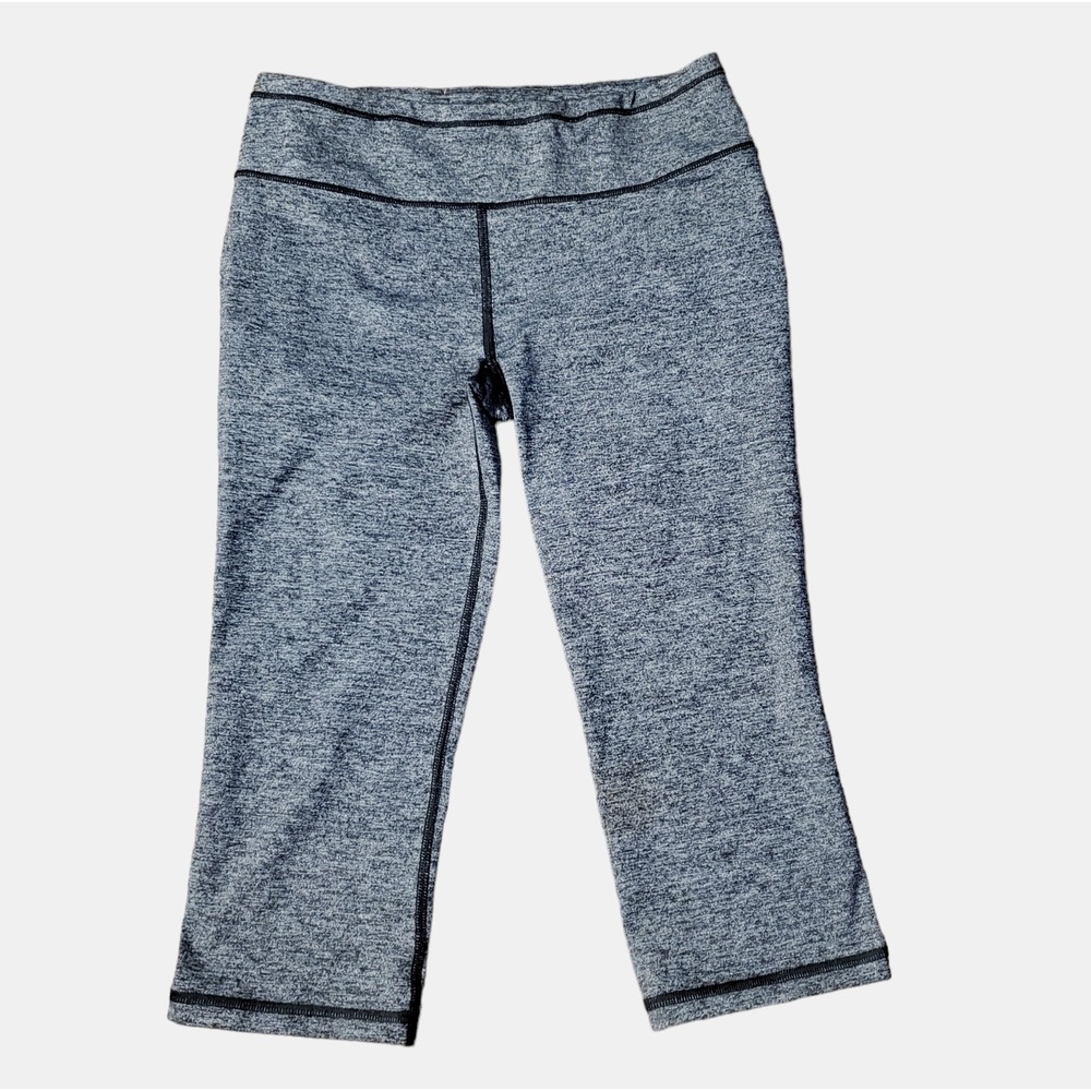 Victoria's Secret VSX Sport Knockout Crop Capri Leggings Womens Gray Size S